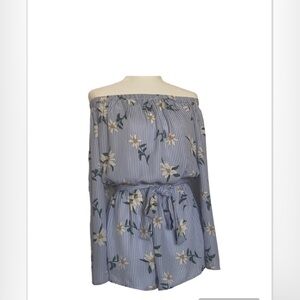 VOGE boutique floral print striped off shoulder size medium